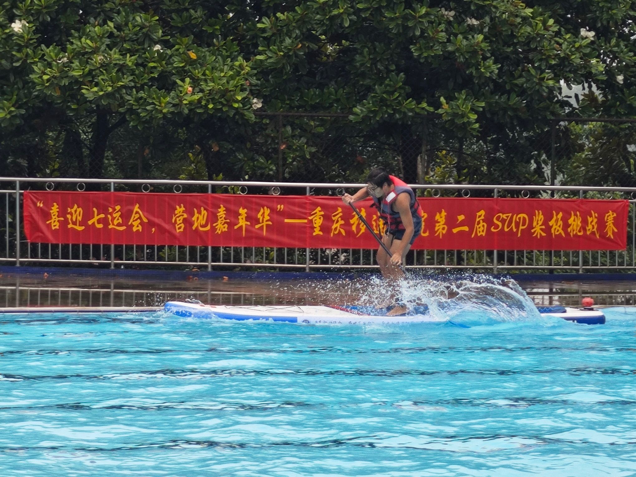Karsa重返赛场，出色发挥首场状态出色，独行侠观众沸腾！